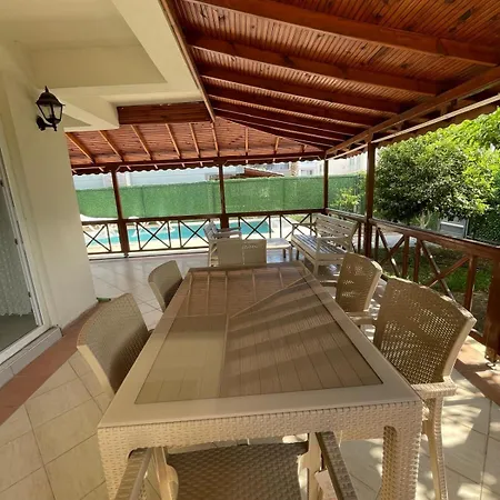 Begonville Kadriye With Private Pool And The Land Of Legends View באלאק